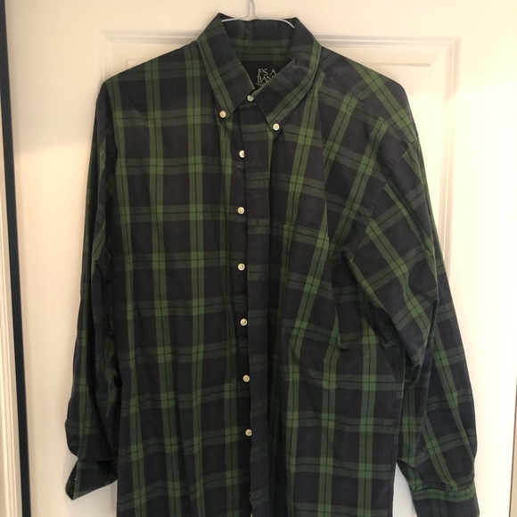 6 Sport Shirts both Jos A Banks and Kirkland - Picture 12 of 12